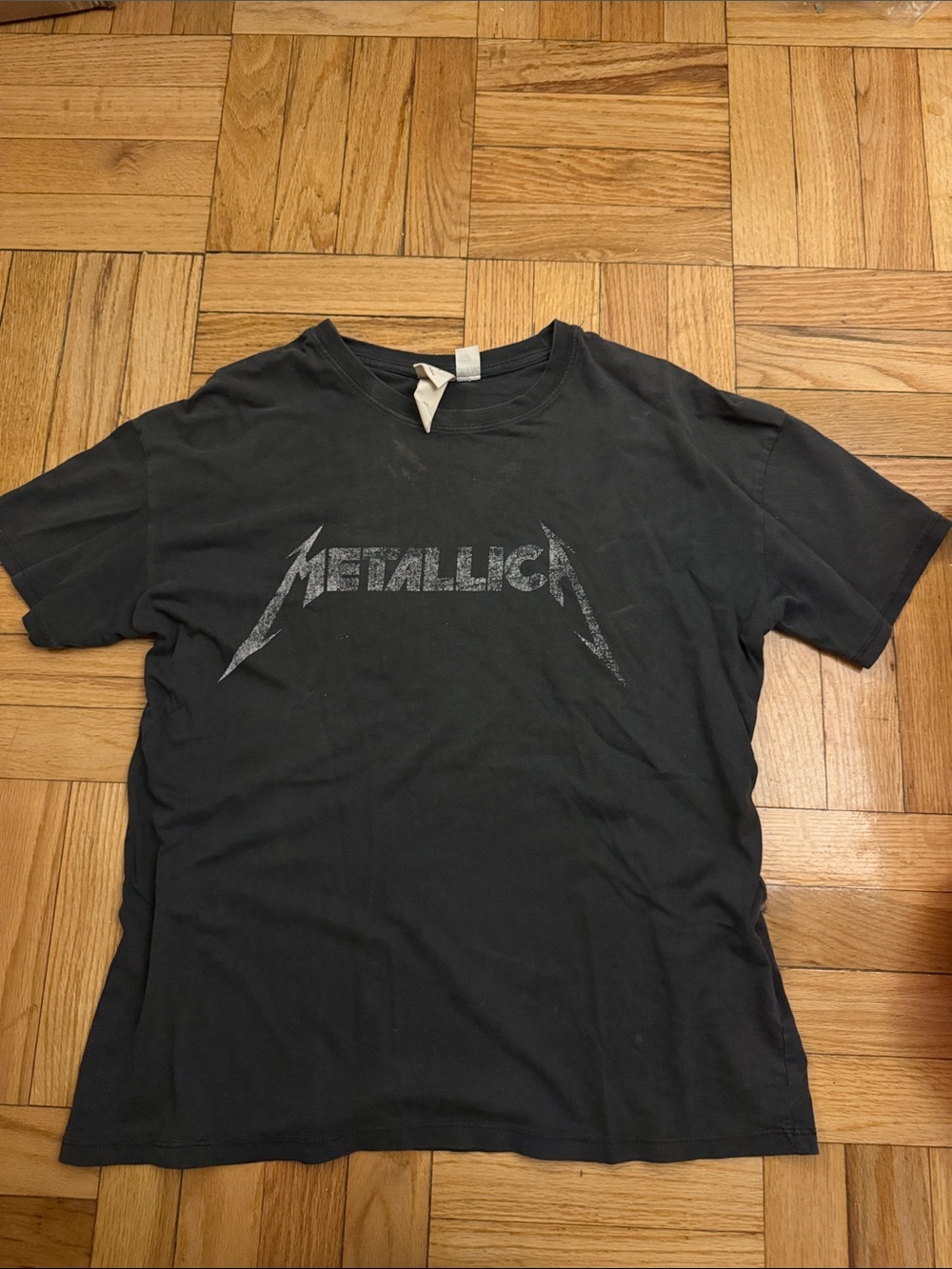 H&M gray Metallica Graphic Tee